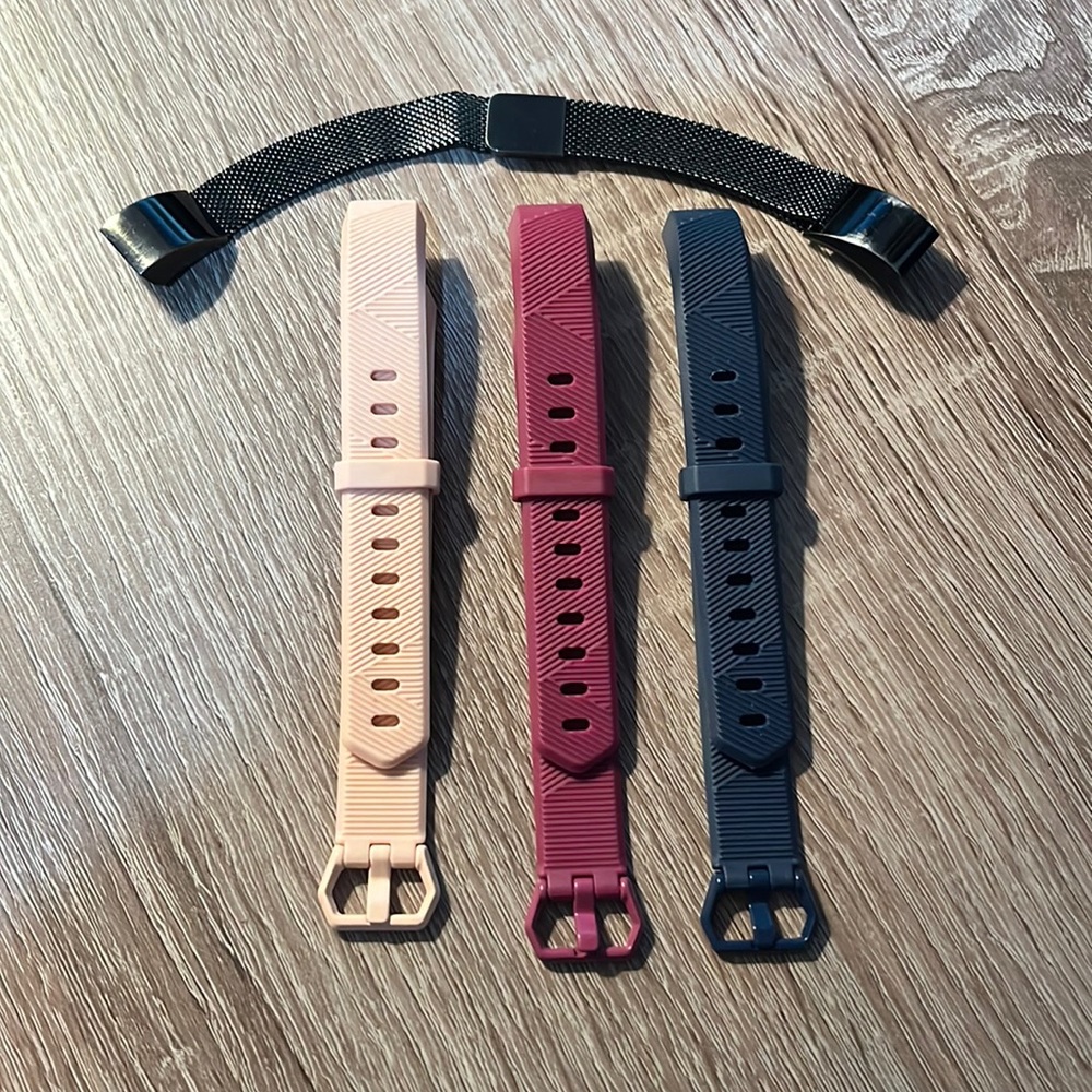 4 Fit bit compatible bands